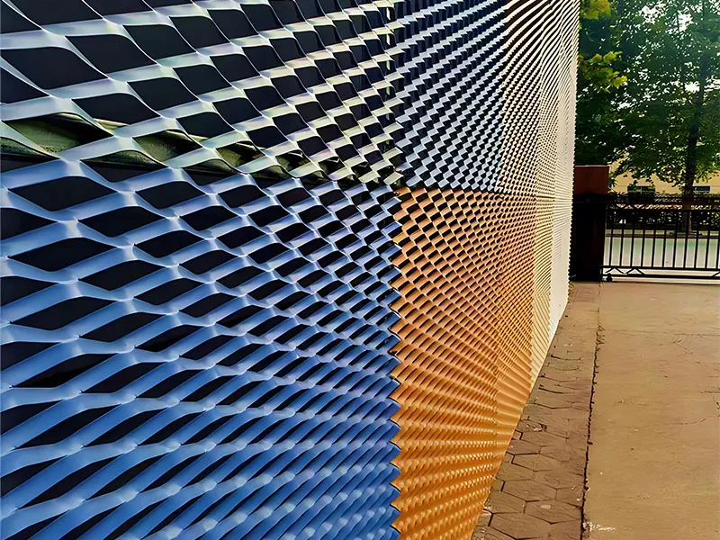 079